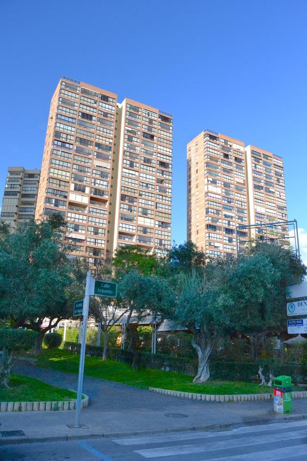 Edificio Gemelos 2 Benidorm Exterior foto